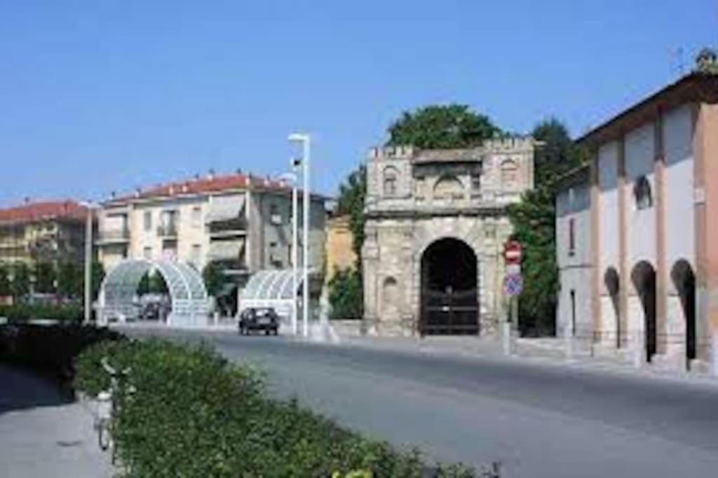 Residenza Borgo 9 Apartamento Collecchio Exterior foto